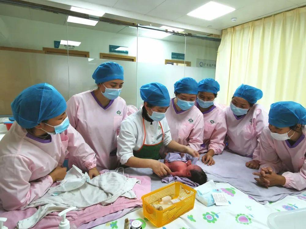 长阳妇婴监护型护送